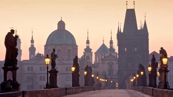 Feeding the Homeless with the Prague Changemakers
