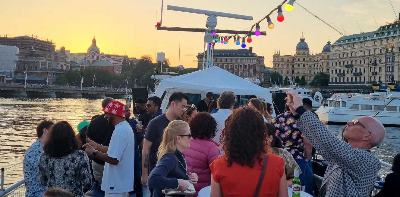 Celebrate the Season: Exciting Midsummer Events in June