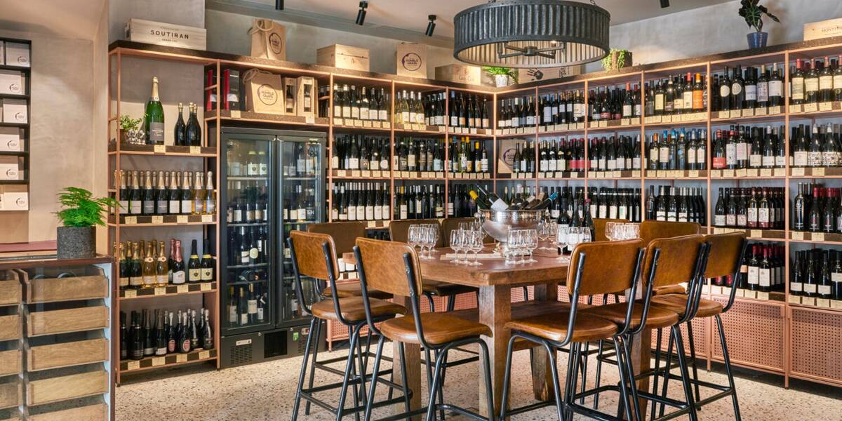 Friday Social at Exclusive Wine Bar in Canary Wharf London Canary