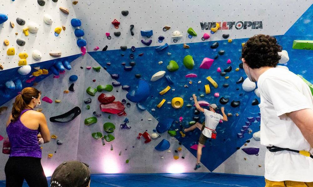 Indoor Rock Climbing in LIC, Queens! New York Fitness and Recreation