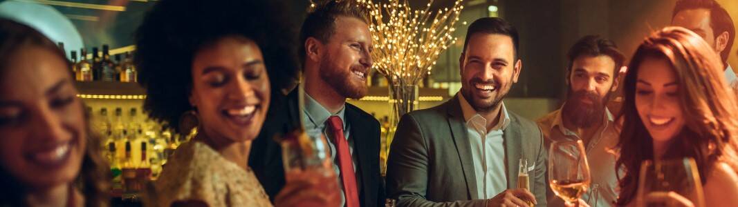 Dining & Nightlife